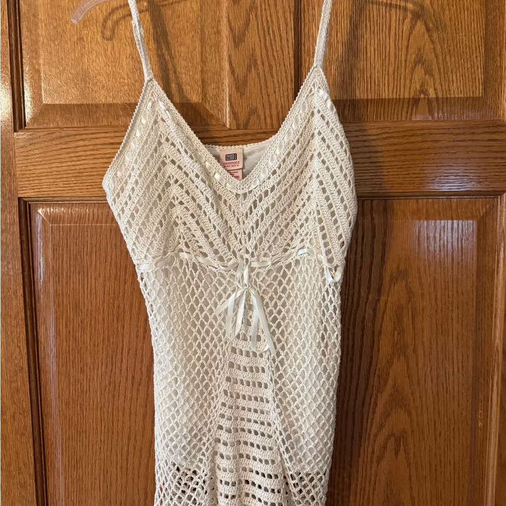 Faded Glory Cream Crochet V-Neck Tank Top